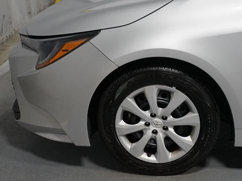 Certified 2024 Toyota Corolla LE FWD image 5