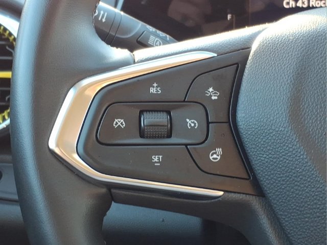 Used 2024 Chevrolet Trax LT w/ Driver Confidence Package FWD image 25