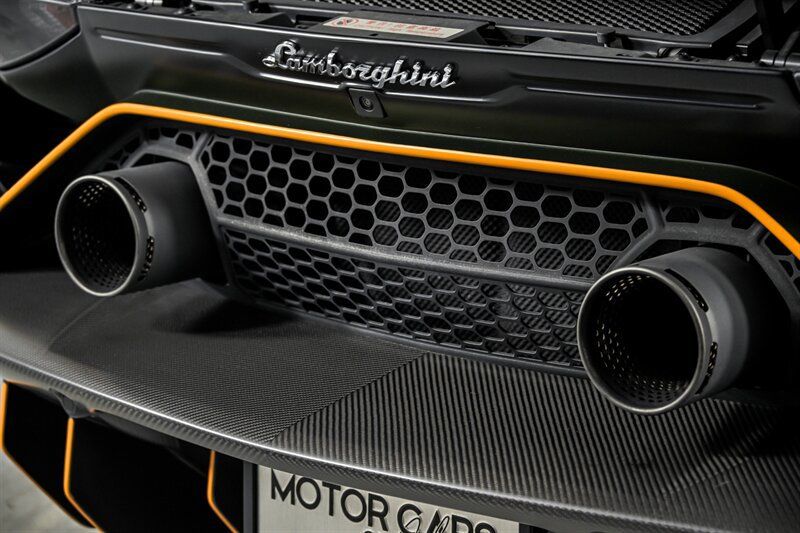 Used 2022 Lamborghini Aventador LP 780-4 Ultimae AWD/4WD image 16