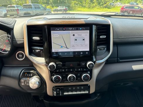 Used 2022 RAM 2500 Laramie AWD/4WD image 23