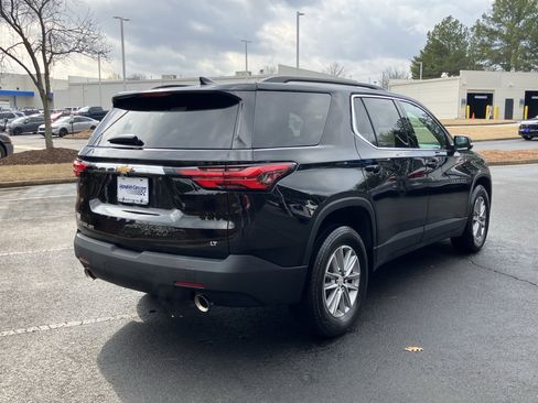 Used 2023 Chevrolet Traverse LT image 10