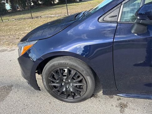Used 2021 Toyota Corolla LE FWD image 21