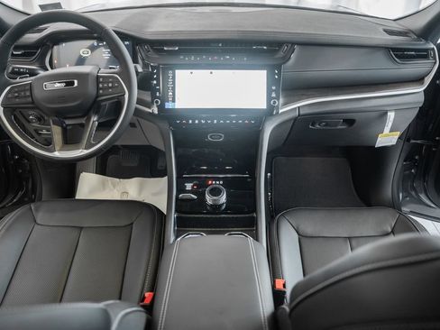 New 2026 Jeep Grand Cherokee L Limited AWD/4WD image 21