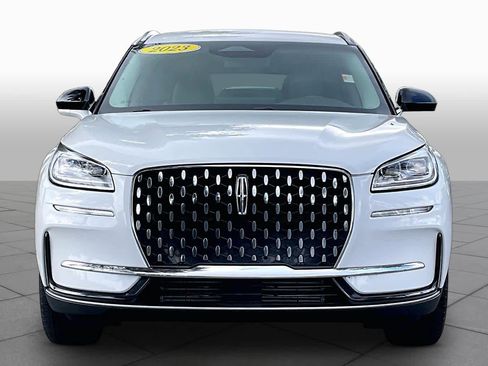 Used 2023 Lincoln Corsair Reserve FWD image 4