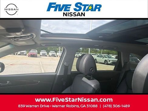Used 2020 Kia Sorento EX FWD image 23