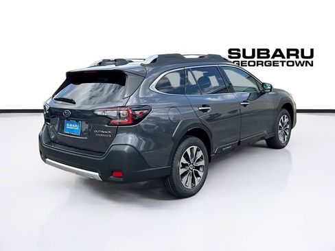 Used 2025 Subaru Outback Touring XT image 8