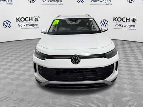 Used 2025 Volkswagen Tiguan S AWD/4WD image 2