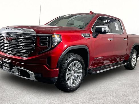 Used 2023 GMC Sierra 1500 Denali AWD/4WD image 14