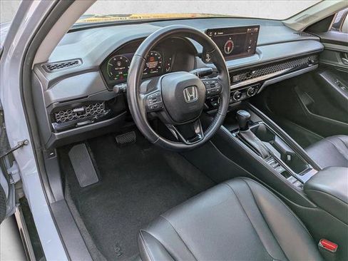 Used 2023 Honda Accord EX-L image 10