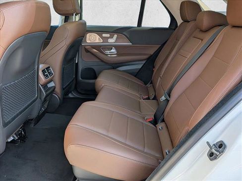 New 2026 Mercedes-Benz GLE 450 4MATIC image 18