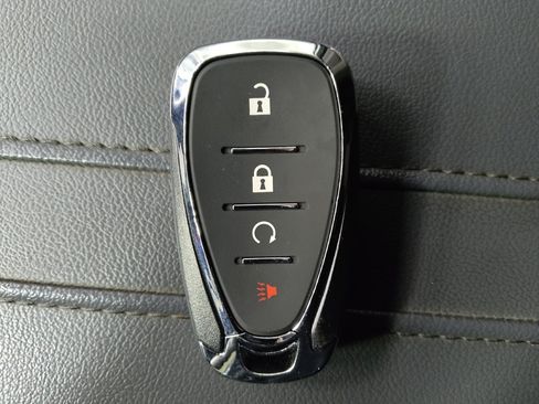 Used 2021 Chevrolet Blazer LT FWD image 32