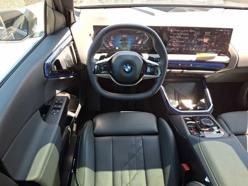 Used 2025 BMW X3 xDrive30i w/ Convenience Package AWD/4WD image 12