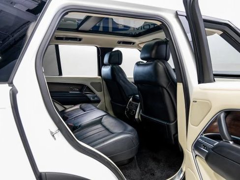 Used 2023 Land Rover Range Rover SE AWD/4WD image 46