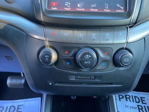 Used 2018 Dodge Journey Crossroad image 28