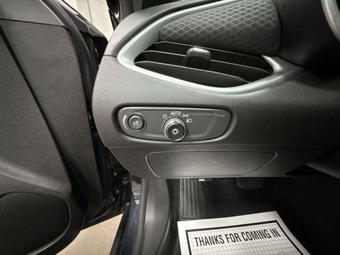 Used 2023 Chevrolet Malibu LT image 17