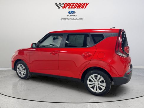 Used 2021 Kia Soul LX image 6
