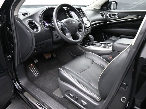 Used 2020 INFINITI QX60 Luxe w/ Essential Package image 2