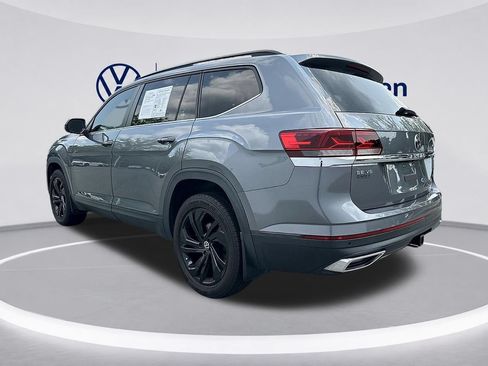 Used 2022 Volkswagen Atlas SE FWD image 3