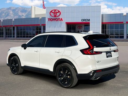 Used 2024 Honda CR-V Sport Touring image 5