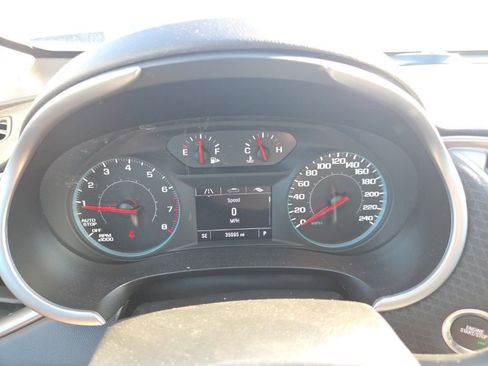 Used 2024 Chevrolet Malibu LT image 11