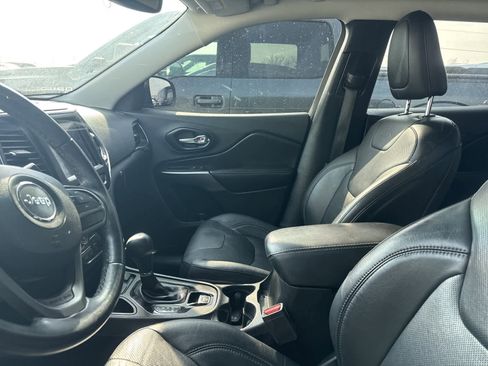 Used 2021 Jeep Cherokee Latitude Lux w/ Comfort/Convenience Group image 22