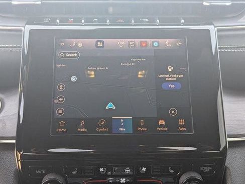 Certified 2022 Jeep Grand Cherokee Overland AWD/4WD image 25