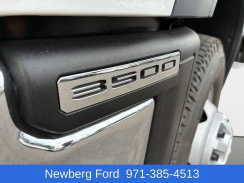 Used 2025 GMC Sierra 3500 Pro w/ Convenience Package AWD/4WD image 24