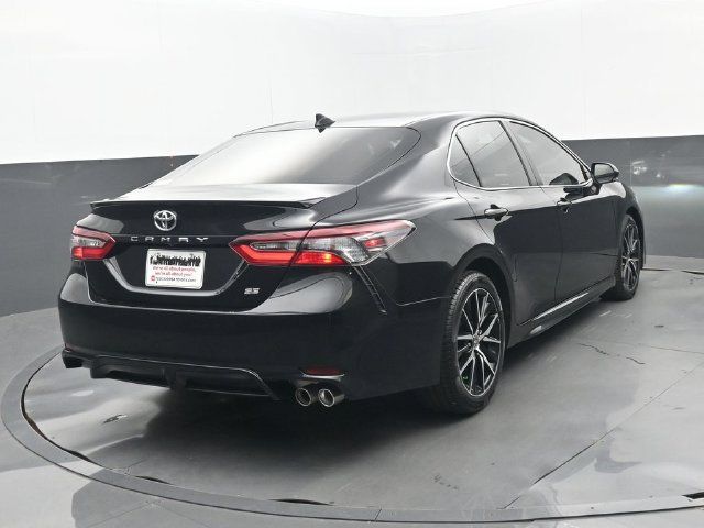 Used 2024 Toyota Camry SE FWD image 24