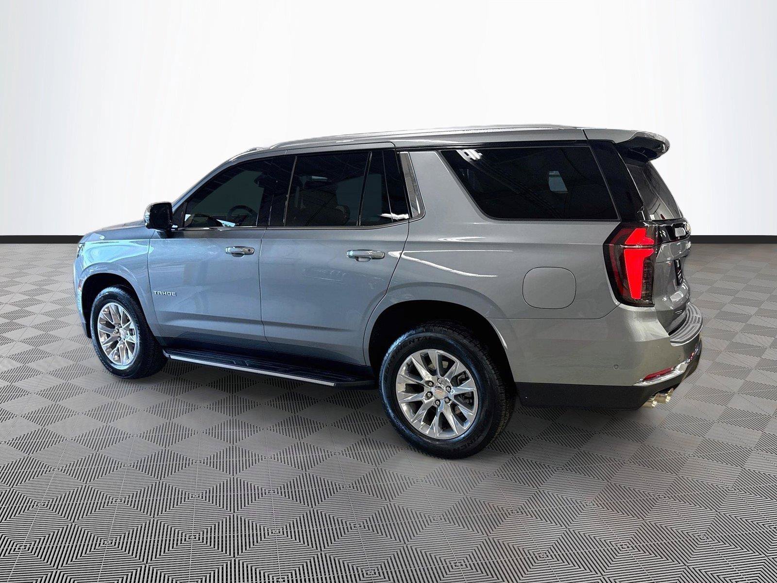Used 2026 Chevrolet Tahoe Premier w/ Sun And Tow Package AWD/4WD image 5