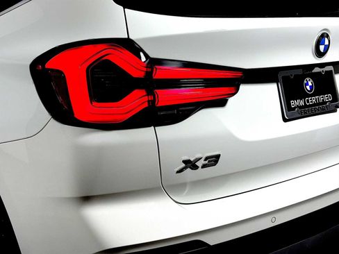 Certified 2023 BMW X3 xDrive30i w/ Premium Package image 28