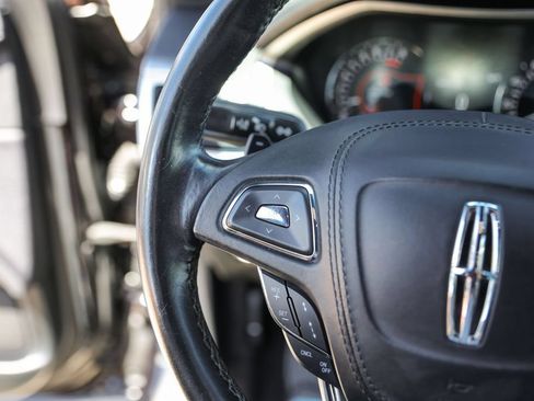 Used 2020 Lincoln MKZ FWD image 14