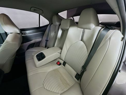 Used 2023 Toyota Camry SE image 26
