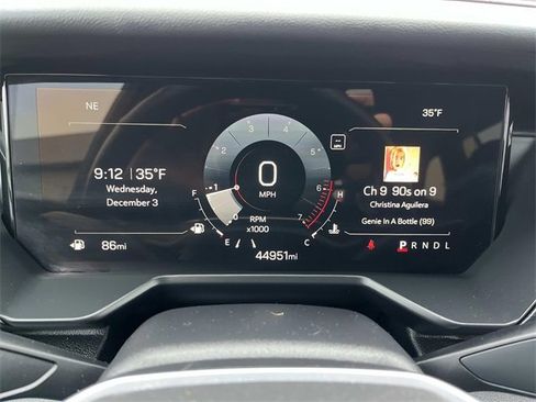 Used 2024 GMC Acadia Elevation image 37