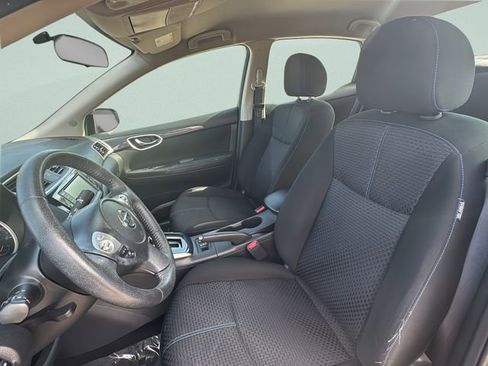 Used 2019 Nissan Sentra SR FWD image 13