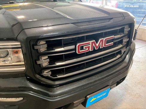 Used 2017 GMC Sierra 1500 SLT w/ All Terrain Package image 31