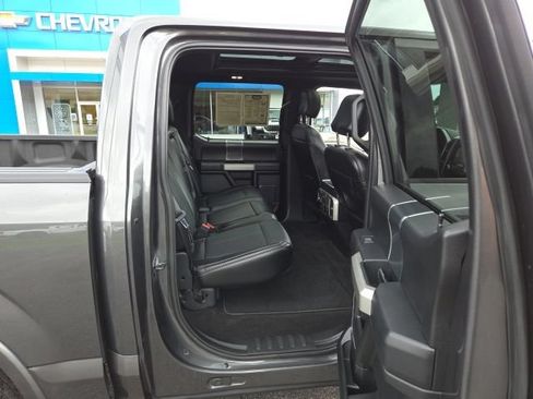 Used 2018 Ford F150 Lariat w/ Equipment Group 502A Luxury AWD/4WD image 63