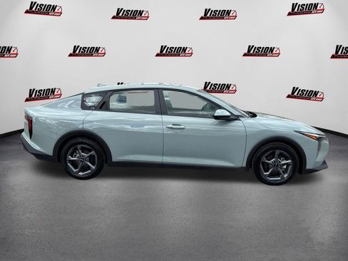 Used 2025 Kia K4 LXS image 4