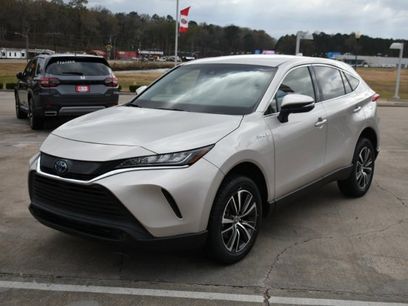 Used 2021 Toyota Venza LE