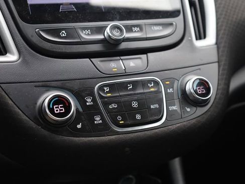 Used 2023 Chevrolet Malibu LT image 22