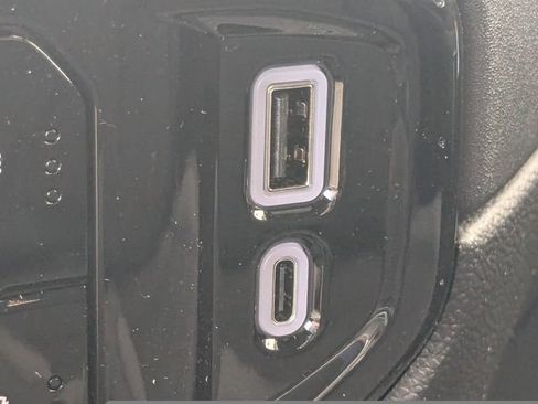 New 2026 GMC Sierra 1500 SLE w/ X31 Off-Road Package AWD/4WD image 23