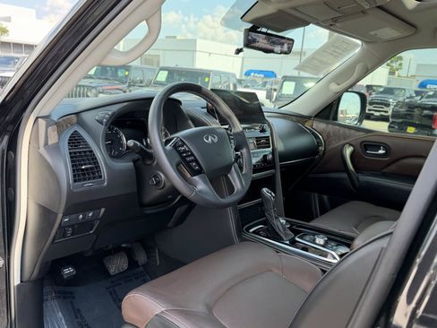 Used 2023 INFINITI QX80 Premium Select w/ Cargo Package AWD/4WD image 16