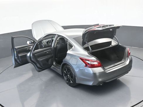 Used 2018 Nissan Altima 2.5 SR w/ SR Midnight Edition image 67