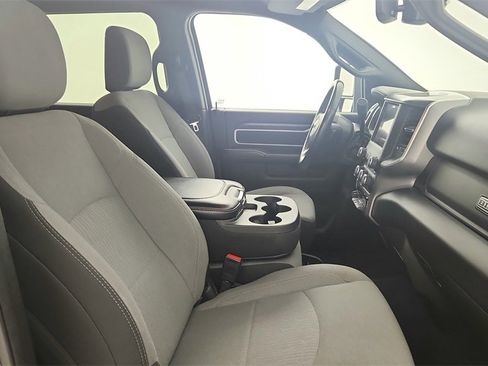 Used 2024 RAM 2500 Big Horn image 28