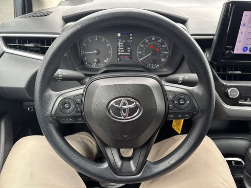 Certified 2024 Toyota Corolla LE image 18