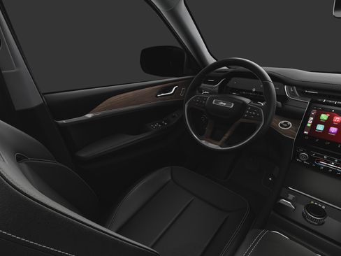 New 2025 Jeep Grand Cherokee Limited image 8