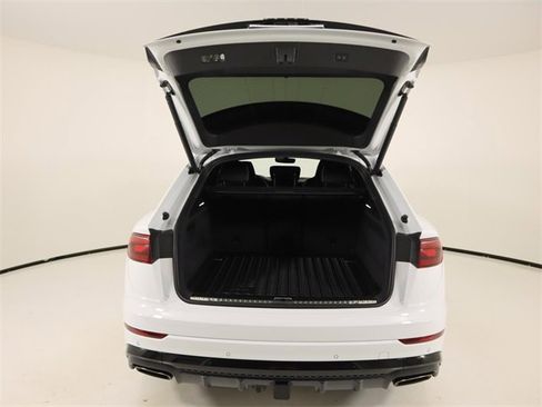 New 2026 Audi Q8 Prestige image 24