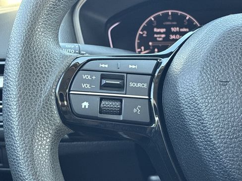 Certified 2025 Honda Civic LX image 24
