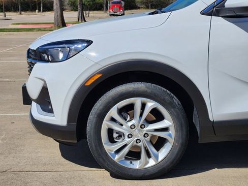 Used 2023 Buick Encore GX Preferred w/ Cold Weather Comfort Package image 8