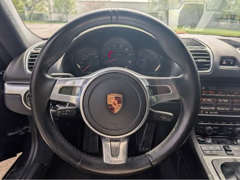 Used 2016 Porsche Cayman w/ Convenience Package RWD image 16