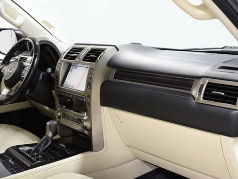 Used 2021 Lexus GX 460 Premium w/ Premium Package AWD/4WD image 34